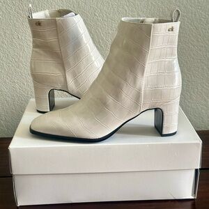 Calvin Klein Soft White Brand New Boots Size 9M
